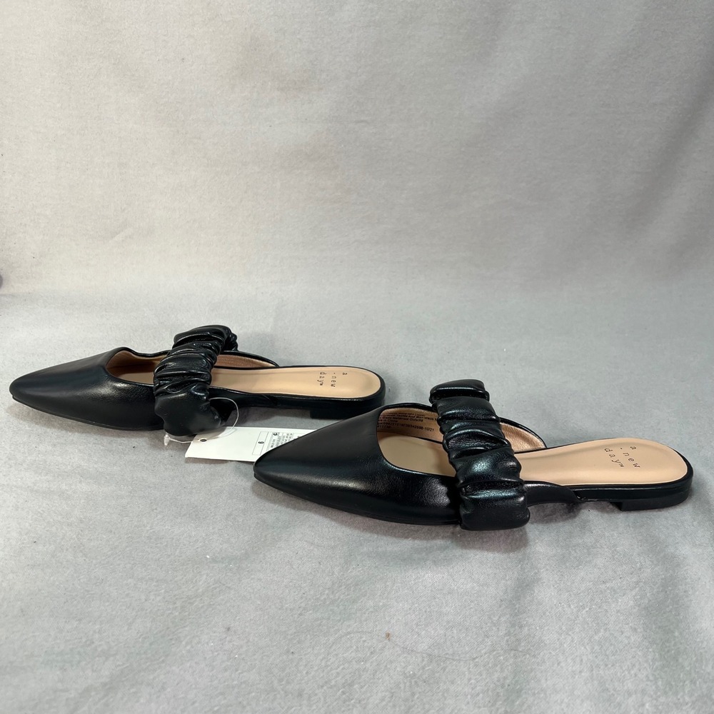 A New Day Celeste Black Pointed Toe Mule Slip On Flats Minimalist Chic Size 6 - Picture 7 of 11